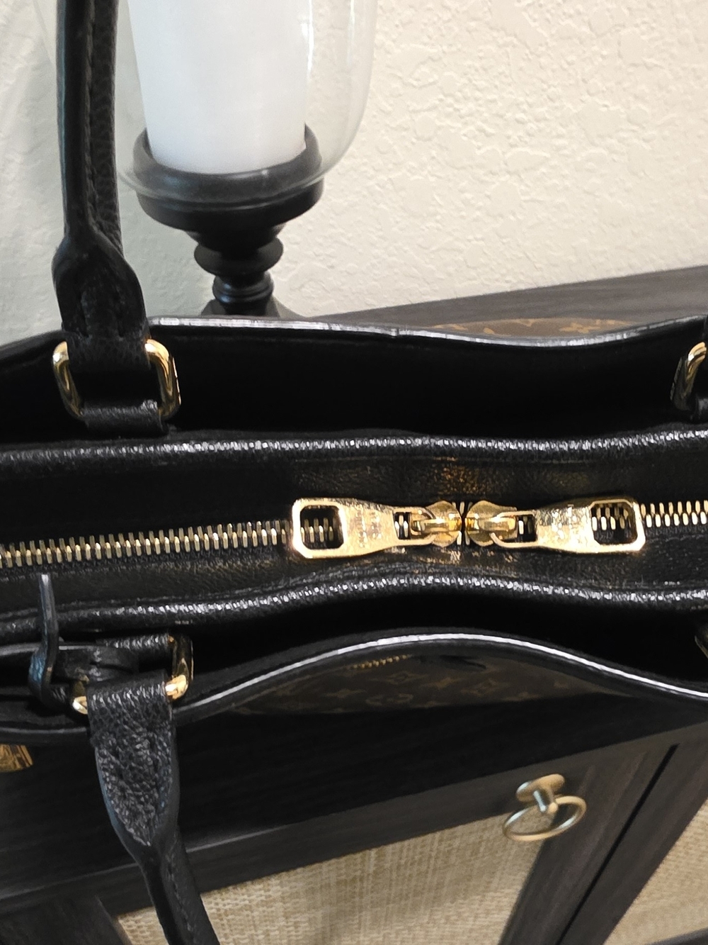Louis Vuitton Monogram Popincort MM in Black shoulder tote - Picture 4 of 17